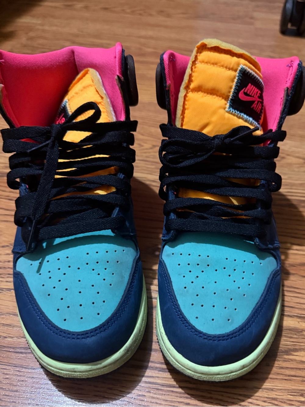 Nike Jordan 1’s Retro High Tokyo Bio Hack